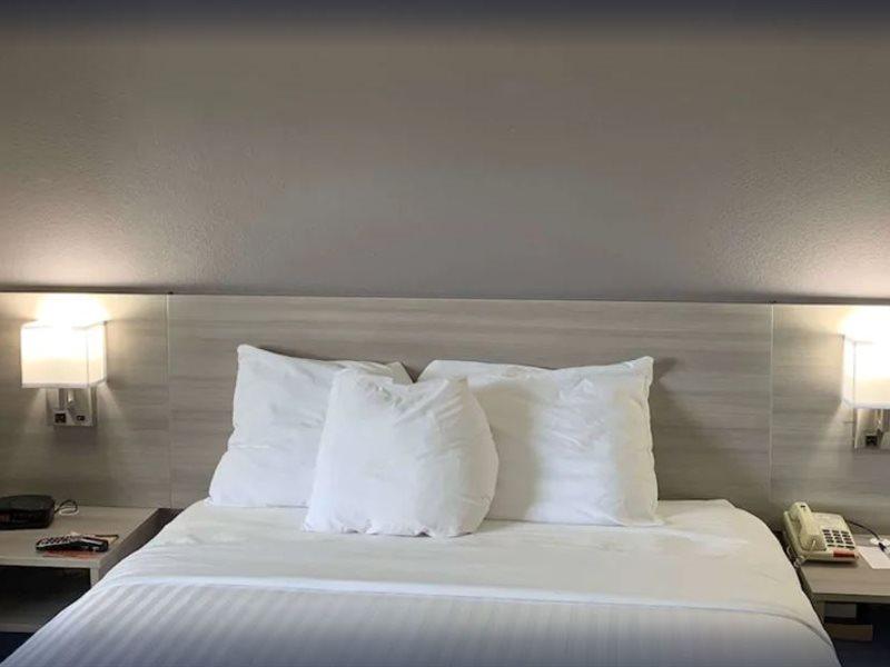 Microtel Inn By Wyndham Charlotte Airport Kültér fotó