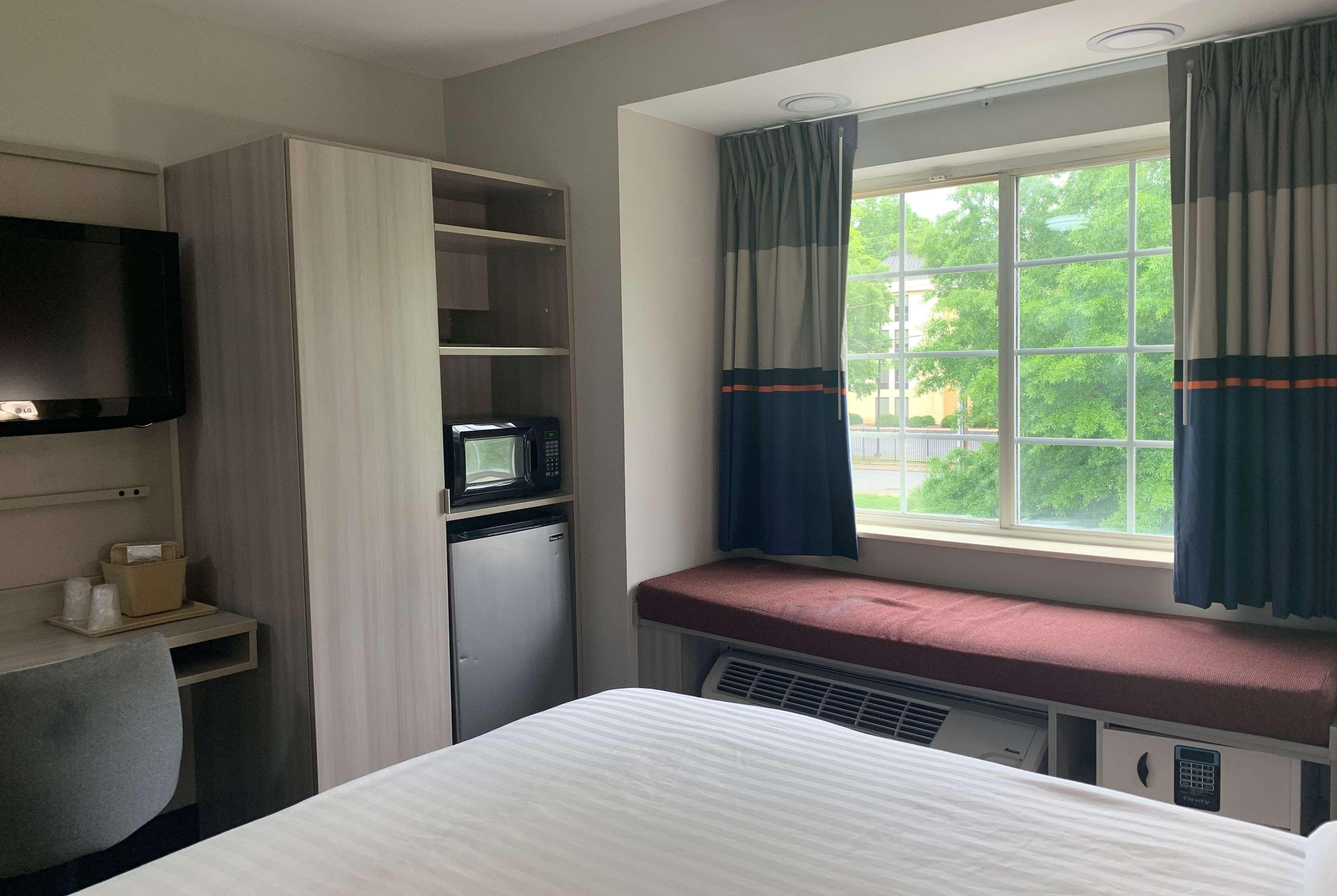Microtel Inn By Wyndham Charlotte Airport Kültér fotó