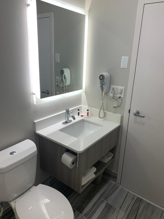 Microtel Inn By Wyndham Charlotte Airport Kültér fotó