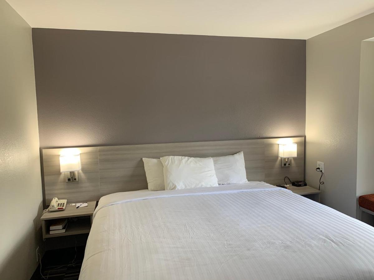 Microtel Inn By Wyndham Charlotte Airport Kültér fotó
